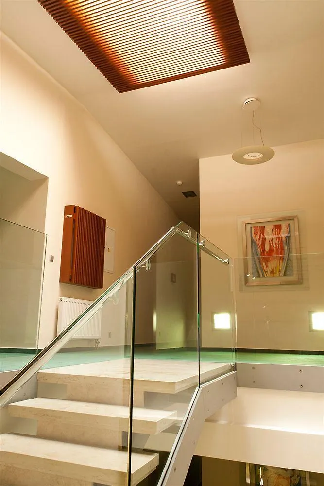 ****  Hotel Popelka Praga Czechy
