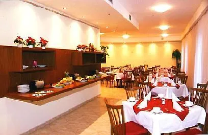 Hotel Popelka Prague 4*,