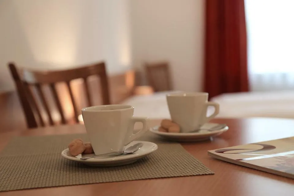 Hotel Popelka Prague 4*,